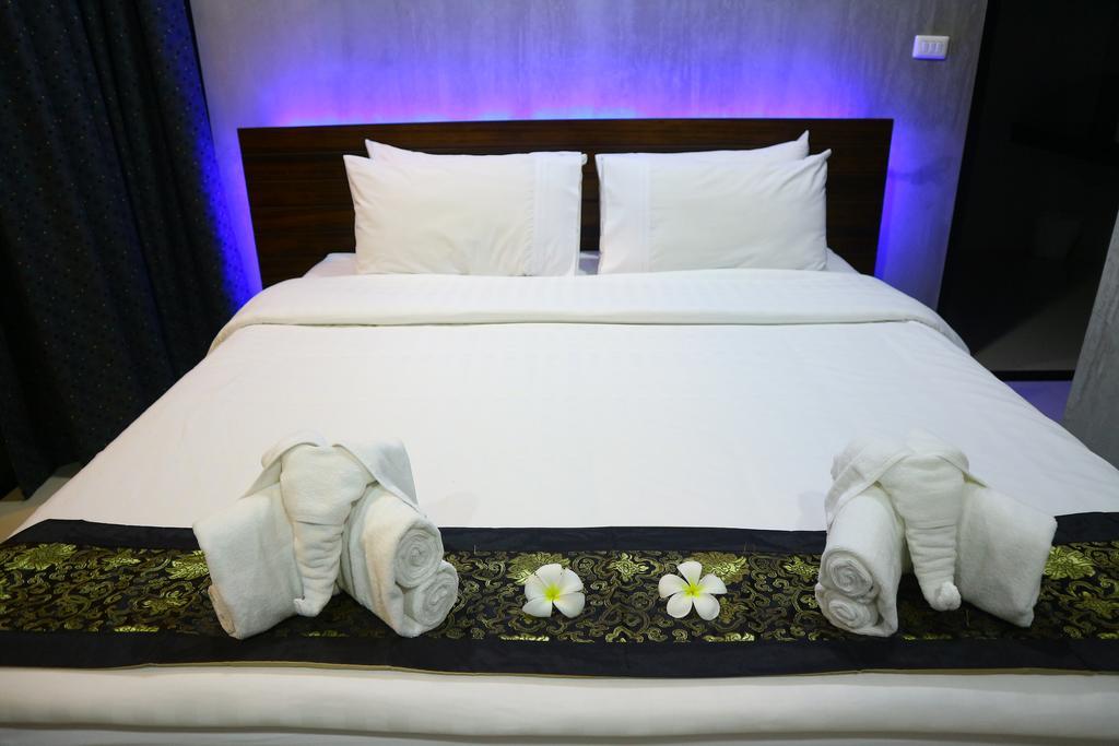Baan Norkna Bangtao Hotel Bang Tao Beach  Exterior photo