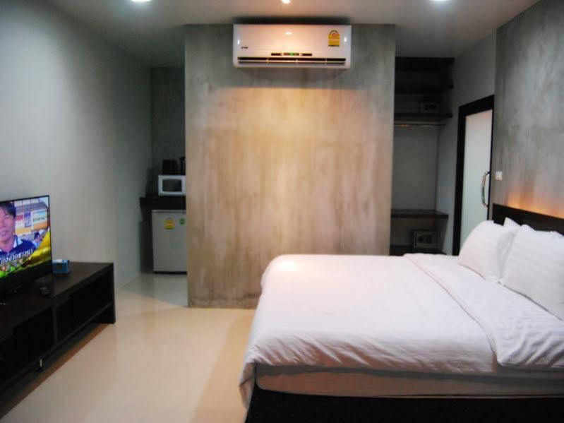 Baan Norkna Bangtao Hotel Bang Tao Beach  Exterior photo